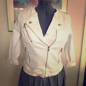 WHITE HOUSE BLACK MARKET white jean jacket